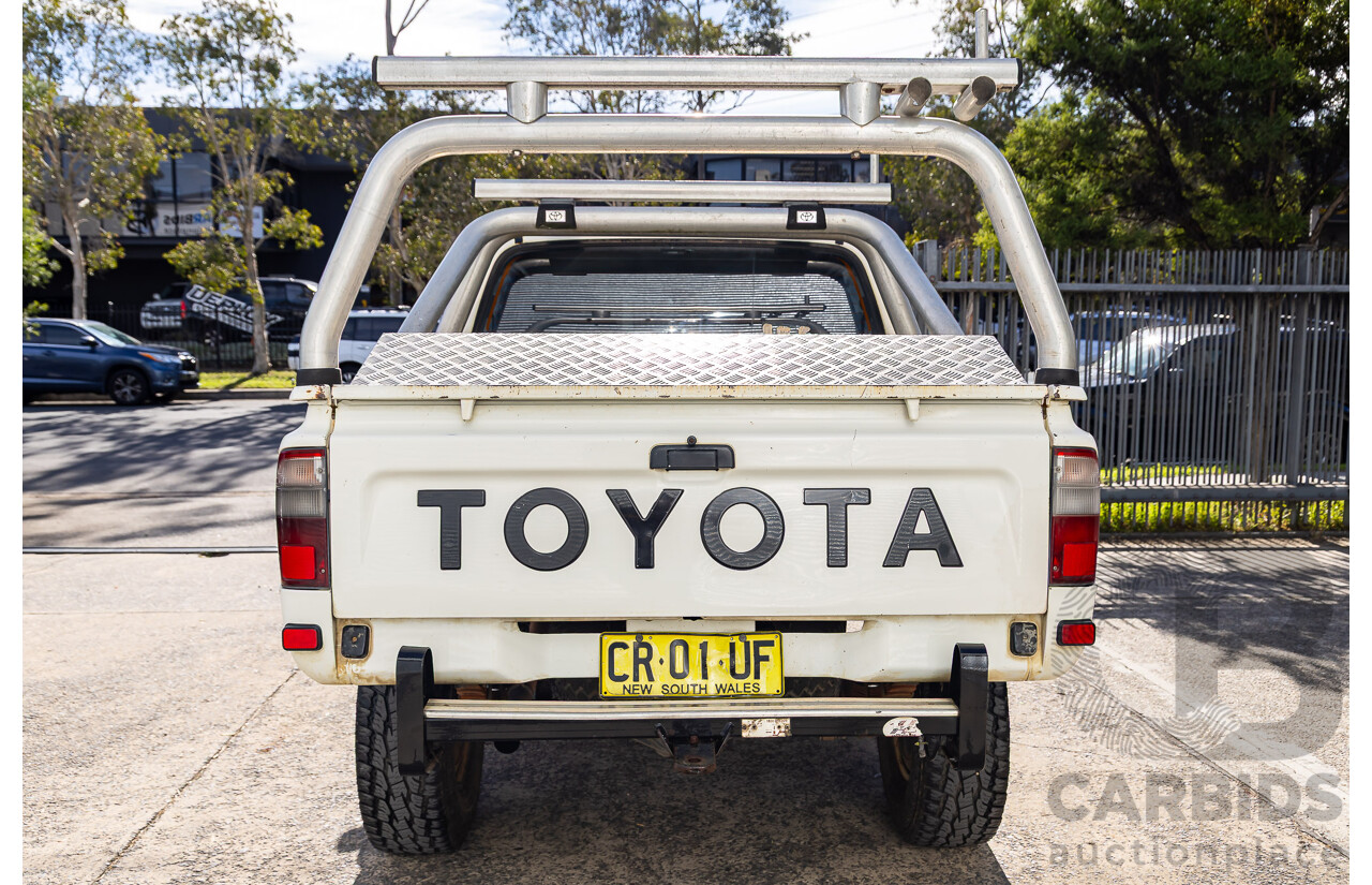 5/2003 Toyota Hilux (4x4) LN167R Dual Cab P/Up Vanilla White Diesel 3.0L