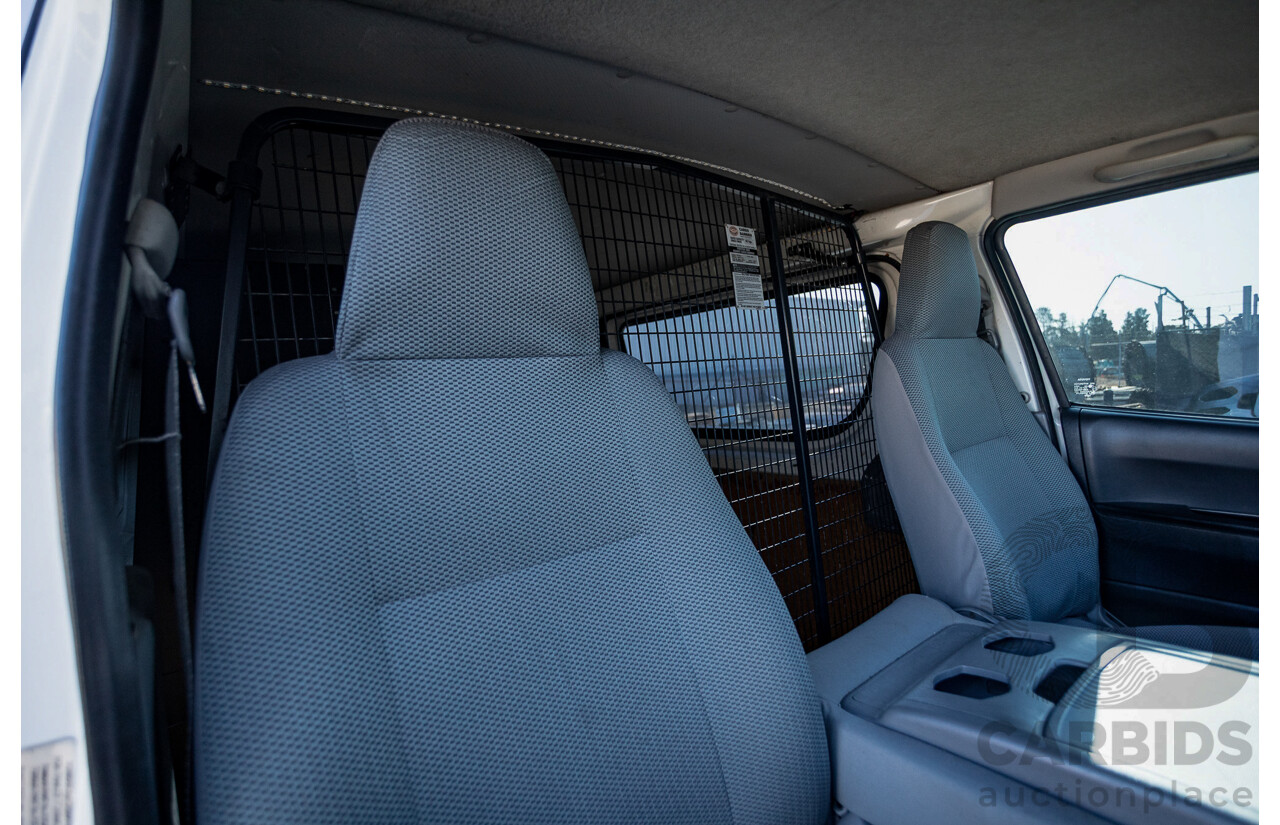 11/2009 Toyota Hiace LWB KDH201R MY07 Upgrade 4d Van Black / Beige Turbo Diesel 3.0L
