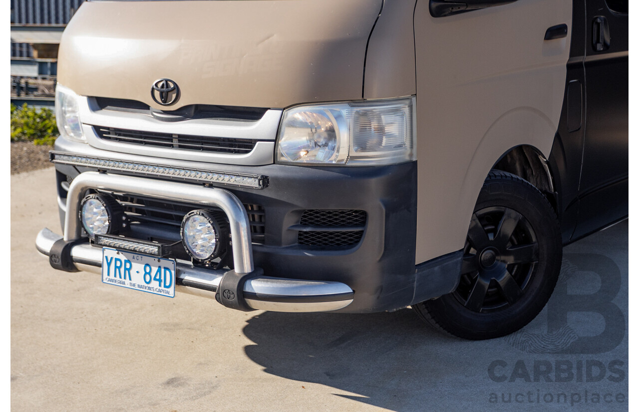 11/2009 Toyota Hiace LWB KDH201R MY07 Upgrade 4d Van Black / Beige Turbo Diesel 3.0L