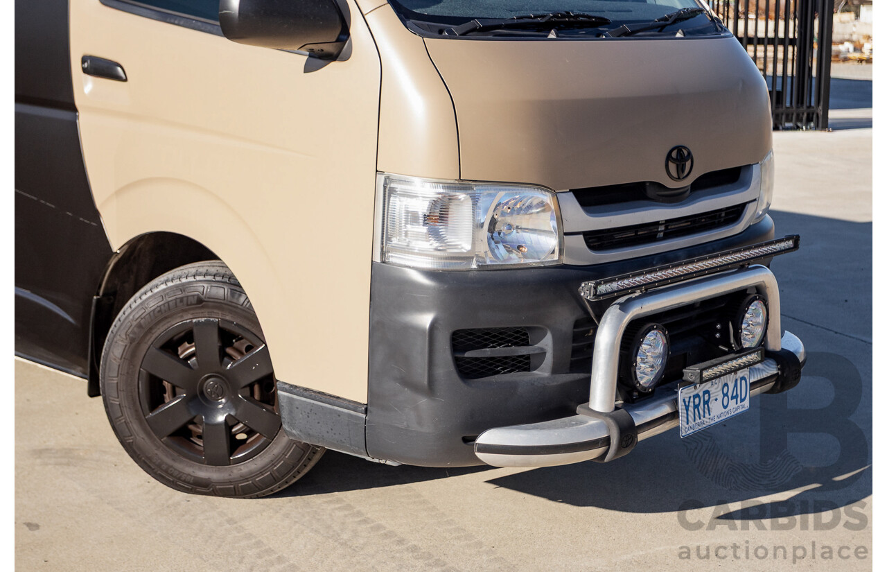 11/2009 Toyota Hiace LWB KDH201R MY07 Upgrade 4d Van Black / Beige Turbo Diesel 3.0L