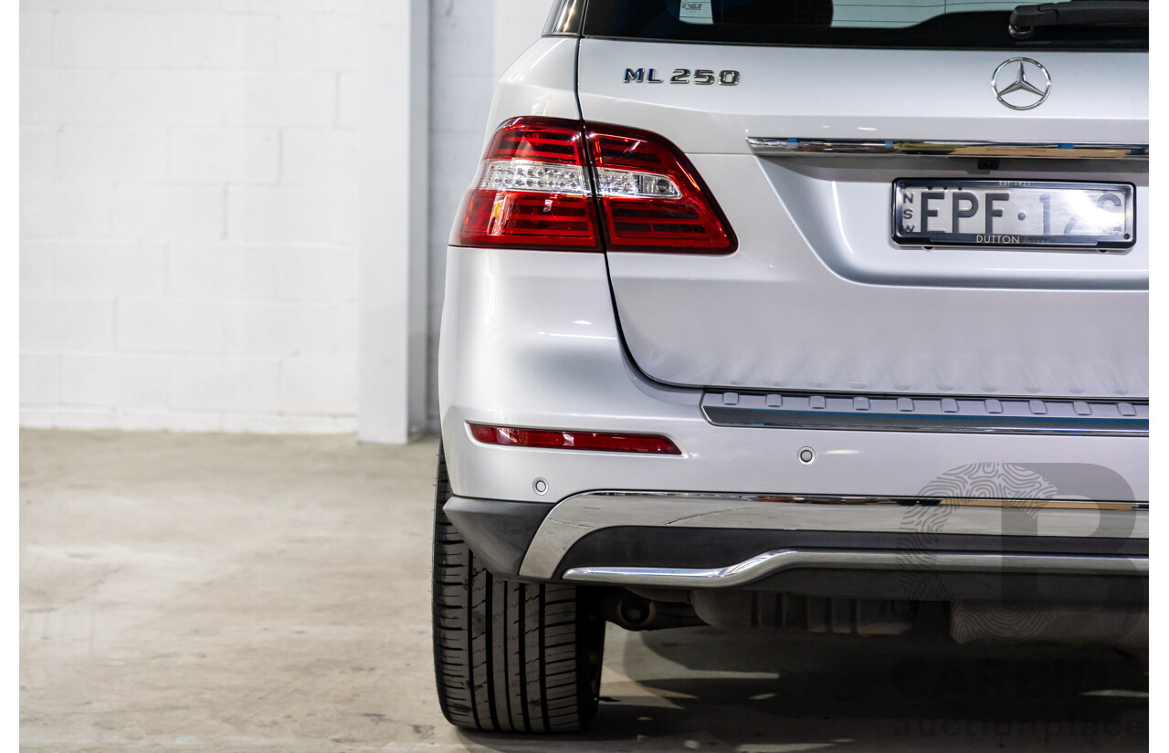 3/2013 Mercedes-Benz ML250 CDI Bluetec (4x4) 166 4d Wagon Iridium Silver Metallic Turbo Diesel 2.1L