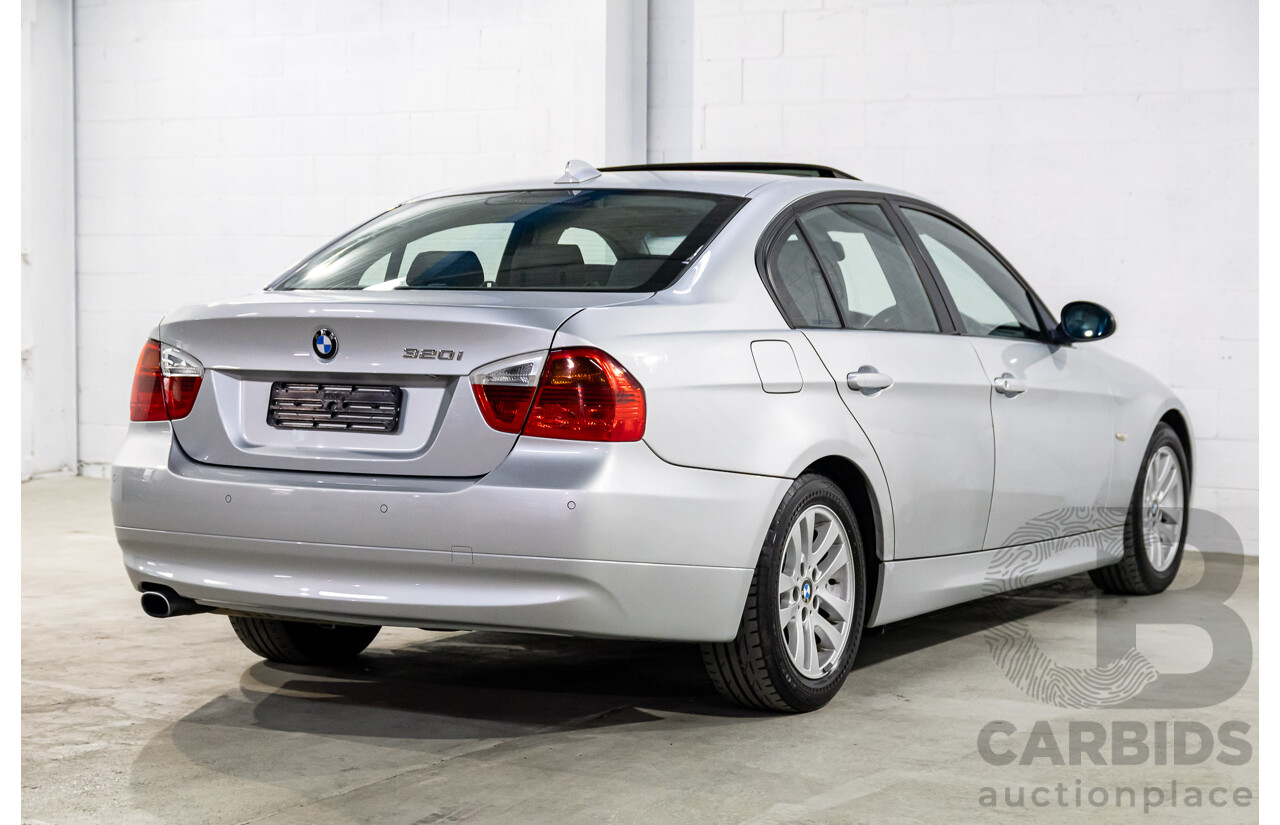 1/2008 BMW 320i Executive E90 08 Upgrade 4d Sedan Titanium Silver Metallic 2.0L