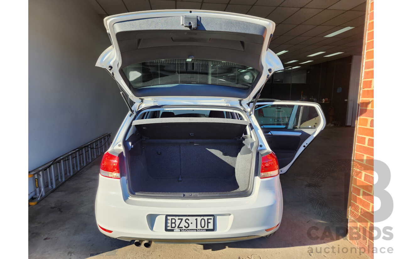 8/2011 Volkswagen Golf 90 TSI Trendline 1K MY12 5d Hatchback White 1.4L