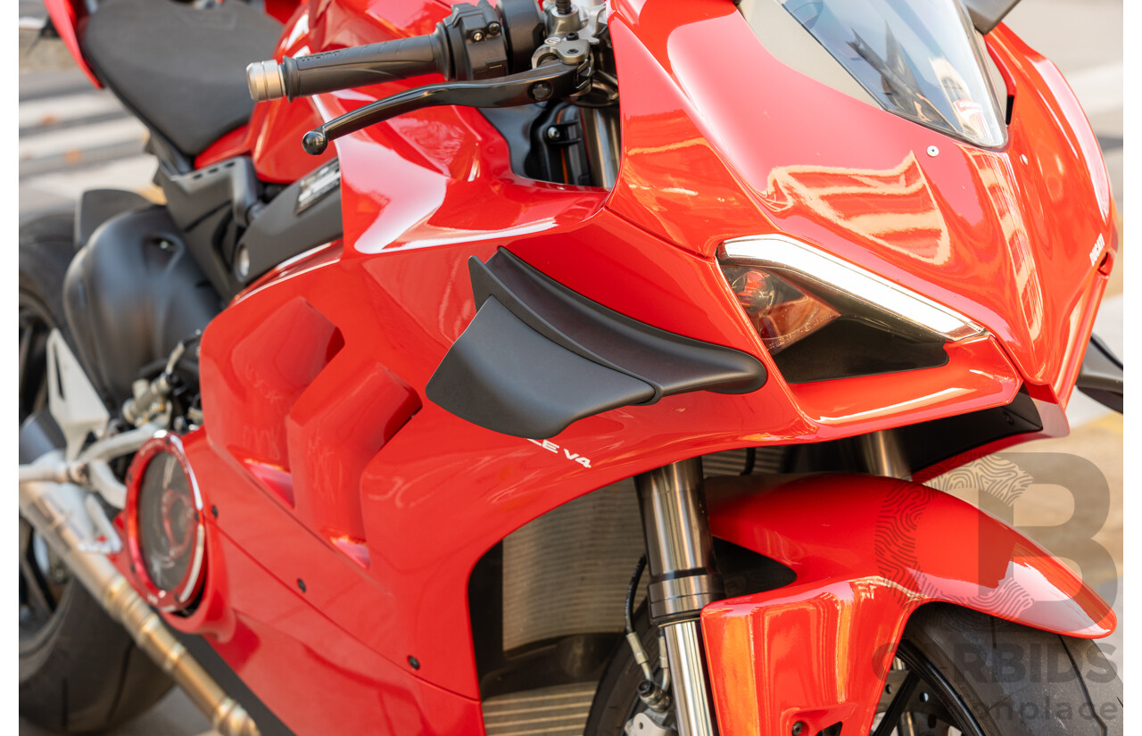 05/2020 Ducati Panigale V4 1103cc Super Sport Motorbike Ducati Red