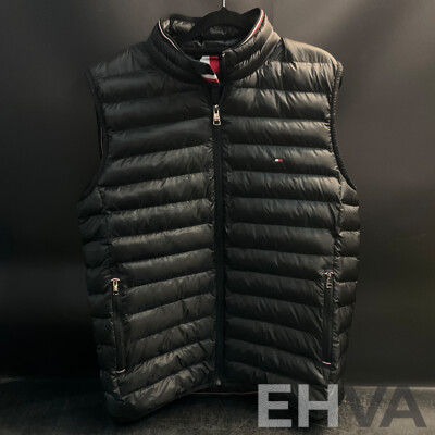 TOMMY HILFIGER Core Packable Recycled Vest - Black - Size L -  RRP $299