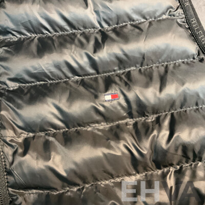 TOMMY HILFIGER Core Packable Recycled Vest - Black - Size L -  RRP $299
