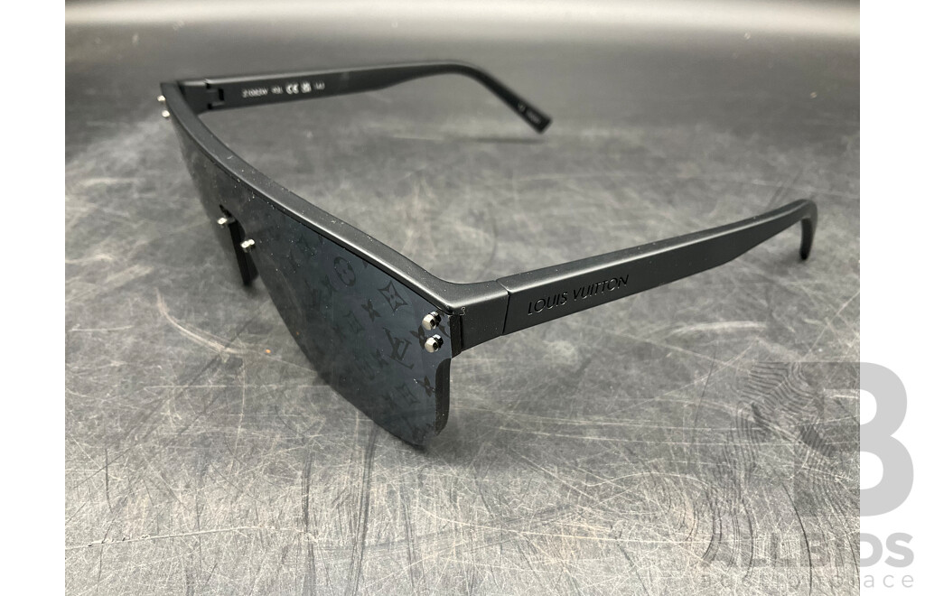 Sunglasses Black Monogram Branded Louis Vuitton