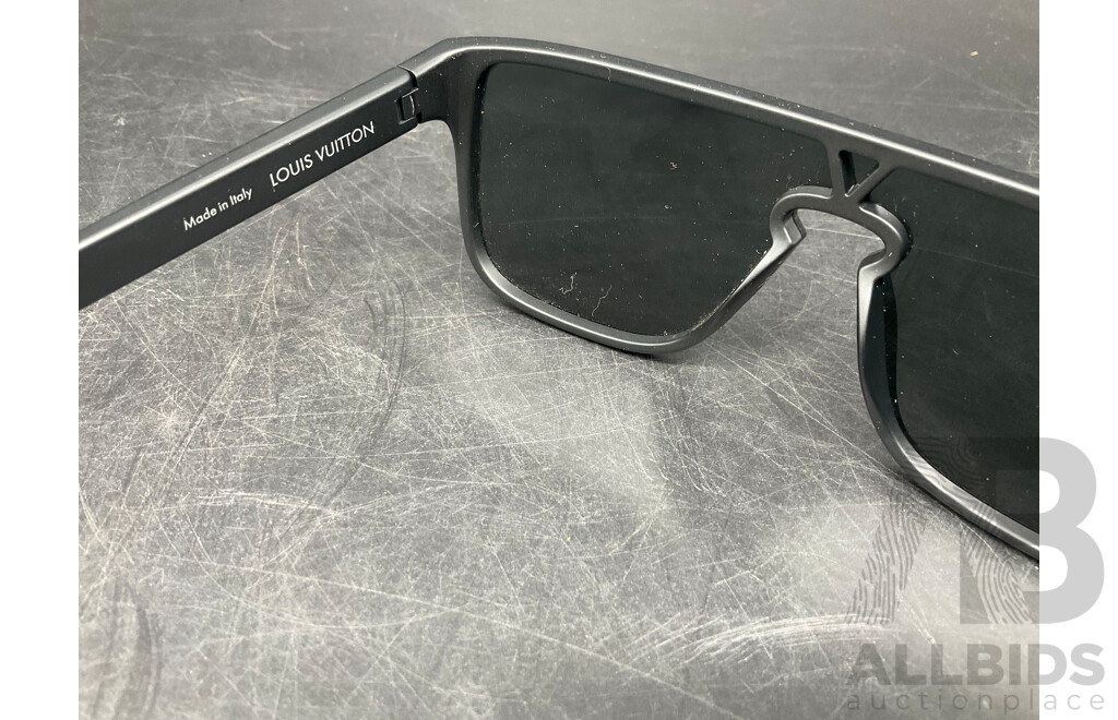 Sunglasses Black Monogram Branded Louis Vuitton