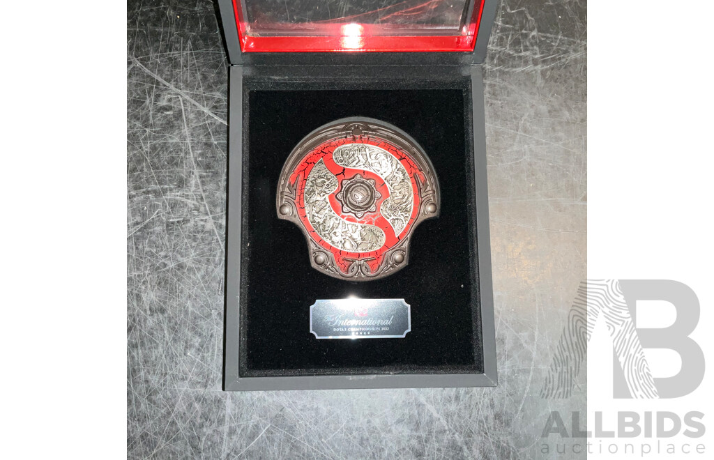 2022 the International DOTA 2 Championships Collector's Aegis & Moki Headphones & Crest USB Cable - Lot of 3