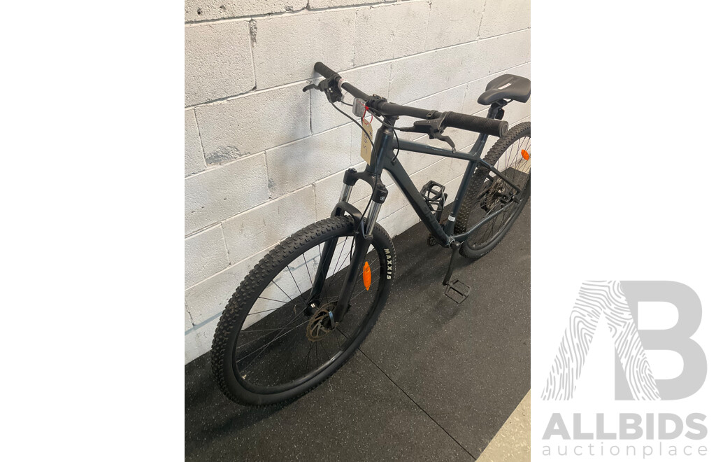 Norco Storm Mountain Bike (Size L)