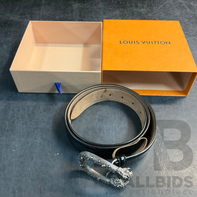 Leather Belt Size 105 Branded GUCCI with Louis Vuitton Box