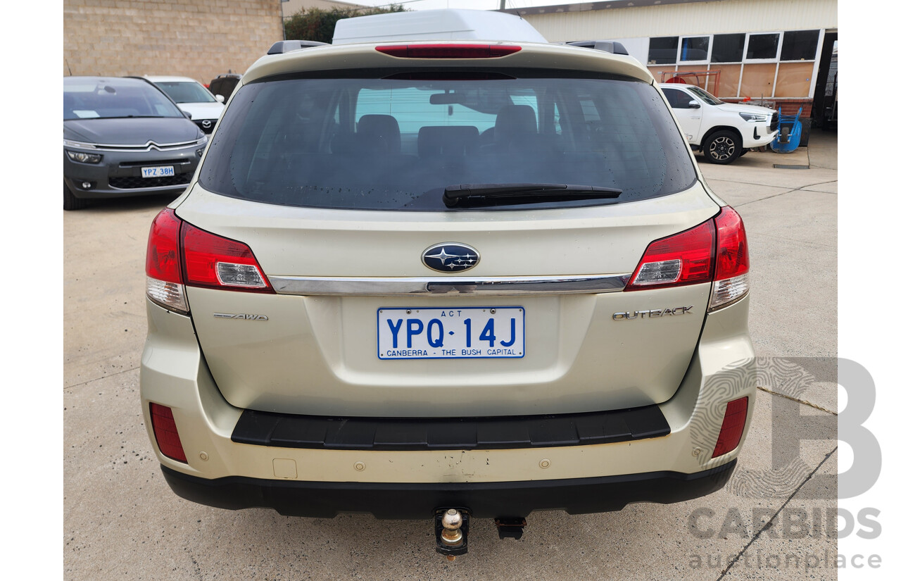 9/2010 Subaru Outback 2.5i Premium MY10 4d Wagon Silver 2.5L