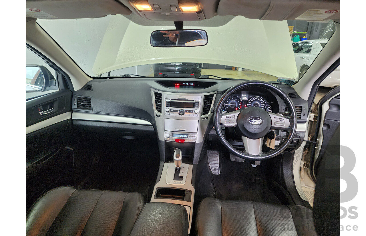 9/2010 Subaru Outback 2.5i Premium MY10 4d Wagon Silver 2.5L