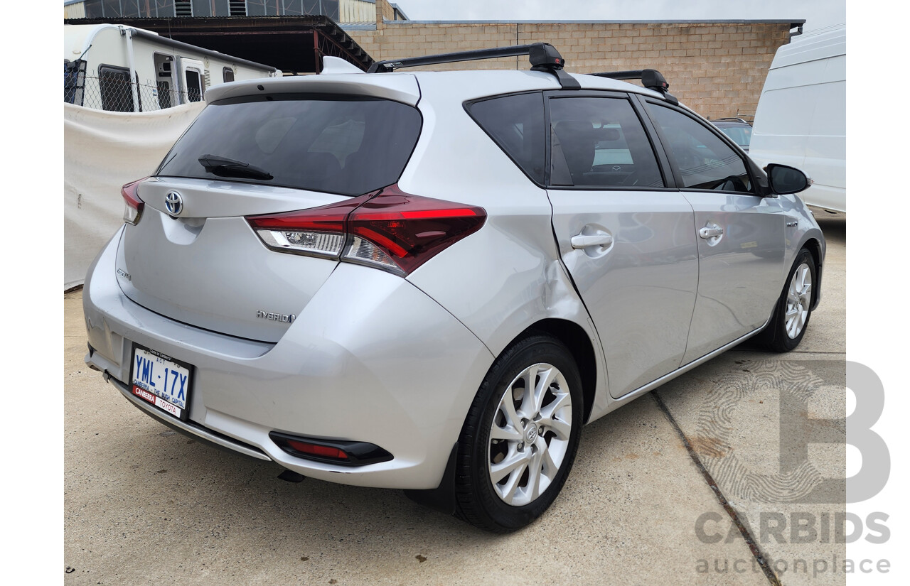 04/2018 Toyota Corolla HYBRID FWD ZWE186R 5D Hatchback Silver 1.8L