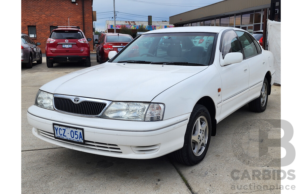 8/2003 Toyota Avalon Advantage MCX10R MKII 4d Sedan White 3.0L