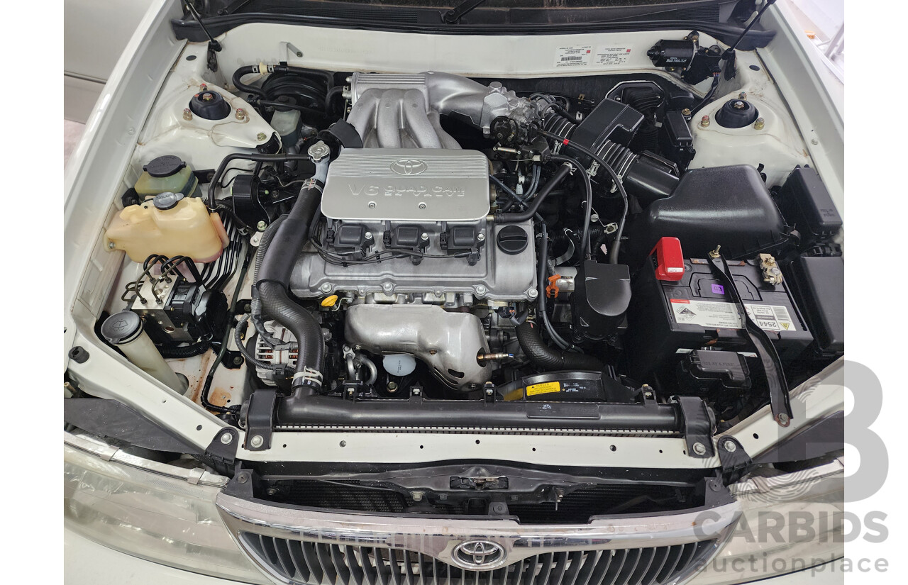 8/2003 Toyota Avalon Advantage MCX10R MKII 4d Sedan White 3.0L