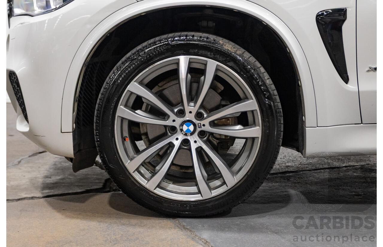 05/2014 BMW X5 xDrive 30d Edition Exclusive (AWD) E70 4d wagon Mineral White Metallic turbo diesel 3.0L