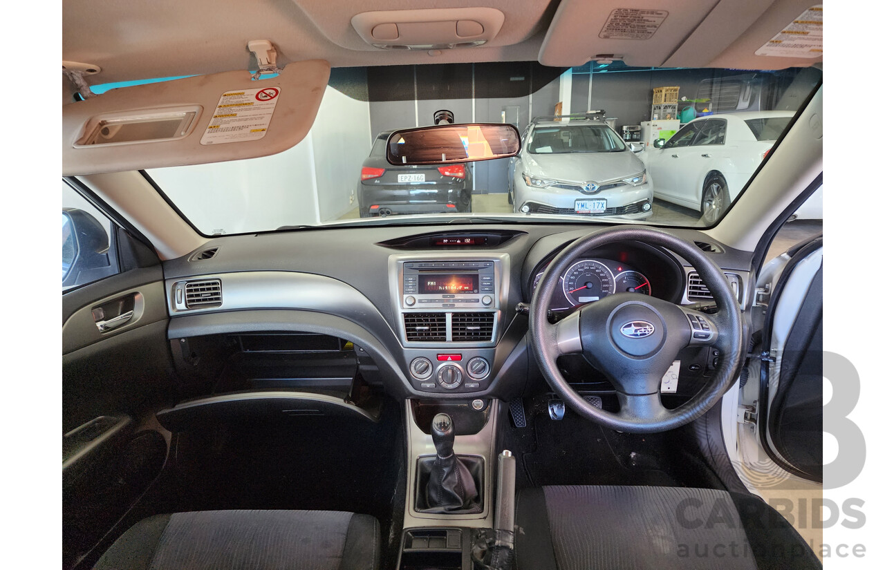 6/2010 Subaru Impreza R (awd) MY10 5d Hatchback White 2.0L