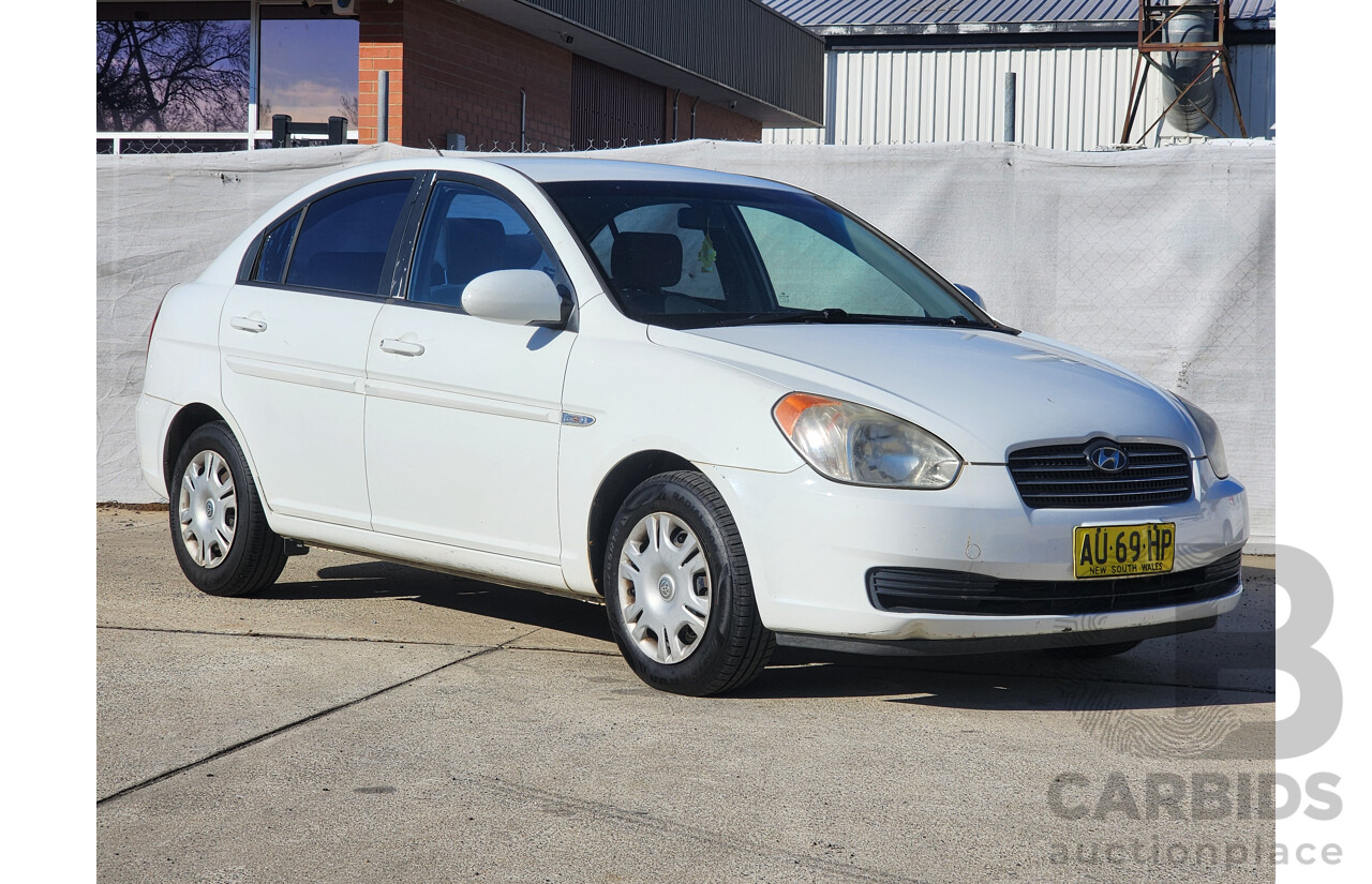 9/2006 Hyundai Accent 1.6 MC 4d Sedan White 1.6L