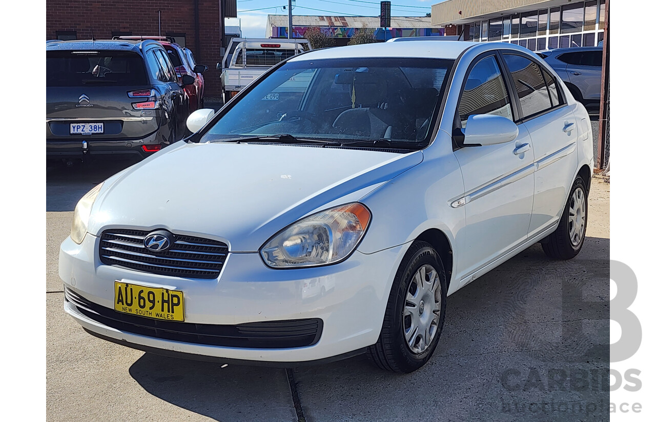 9/2006 Hyundai Accent 1.6 MC 4d Sedan White 1.6L