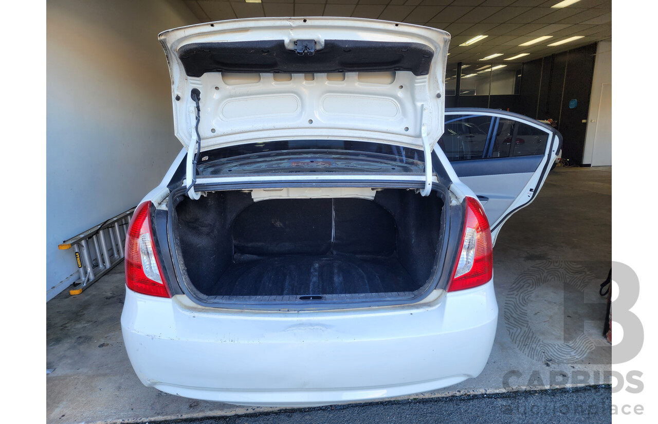 9/2006 Hyundai Accent 1.6 MC 4d Sedan White 1.6L