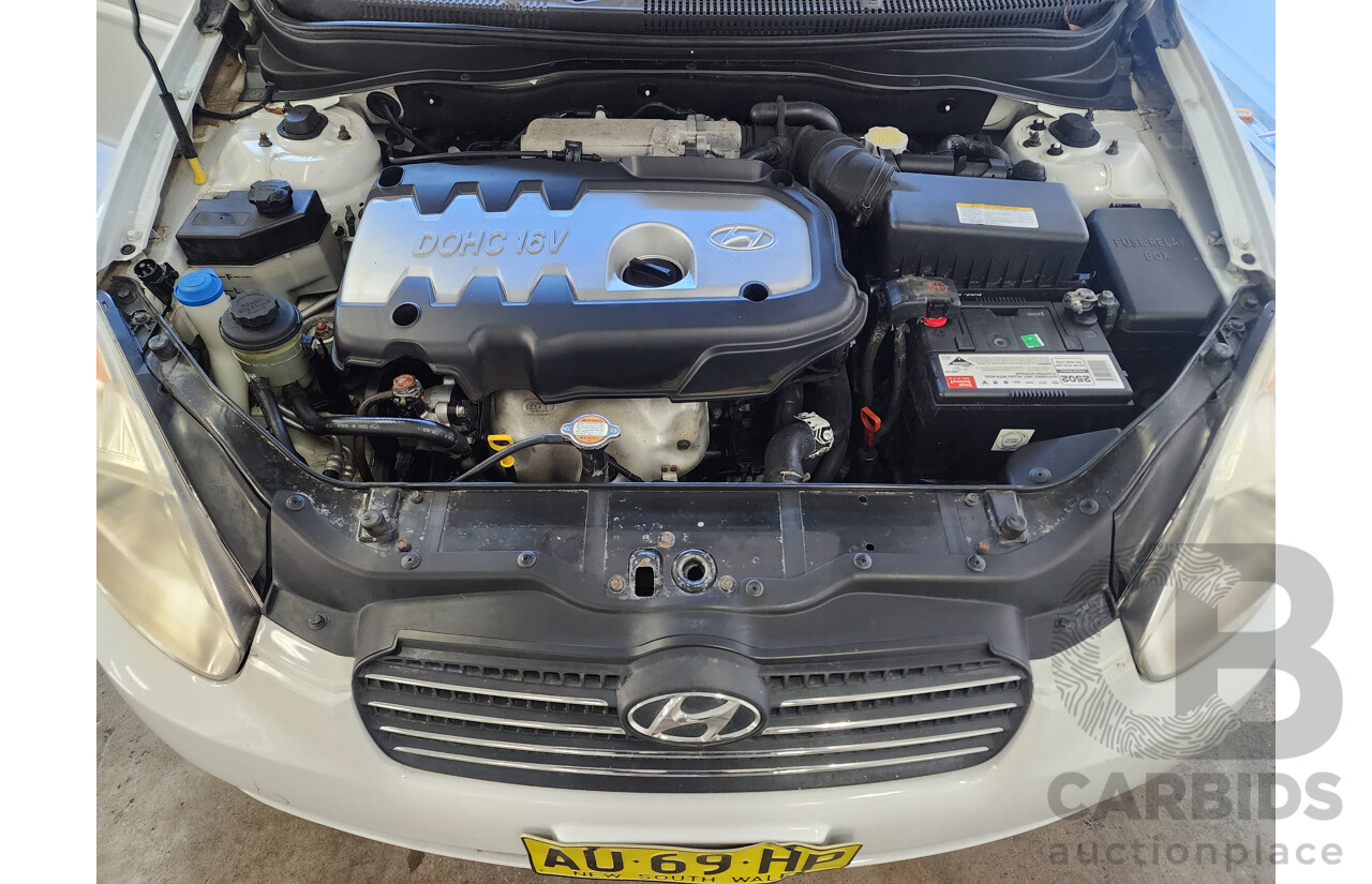 9/2006 Hyundai Accent 1.6 MC 4d Sedan White 1.6L