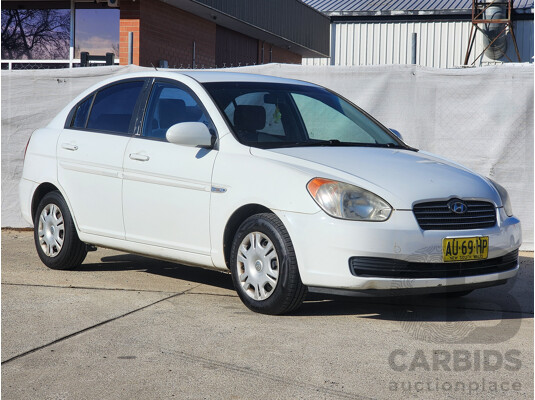 9/2006 Hyundai Accent 1.6 MC 4d Sedan White 1.6L