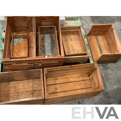 9 X Wooden Crates & 1 Box of 300 X 600 Mm White Tiles & 4 Boxes Porcelain Stoneware