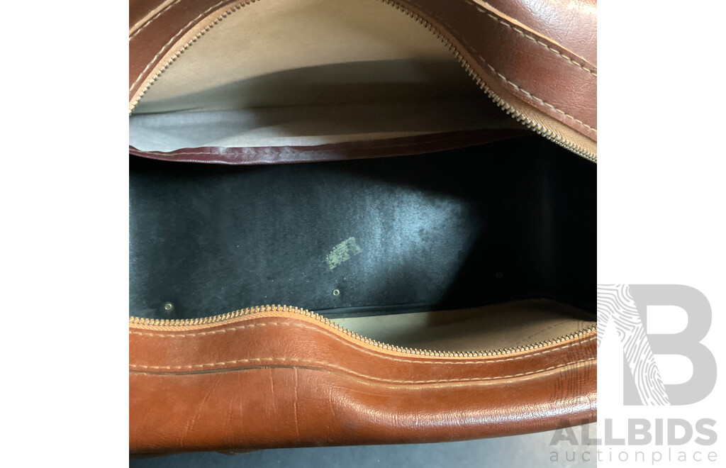 Vintage SAVOY Travel/ Business Bag W/Key