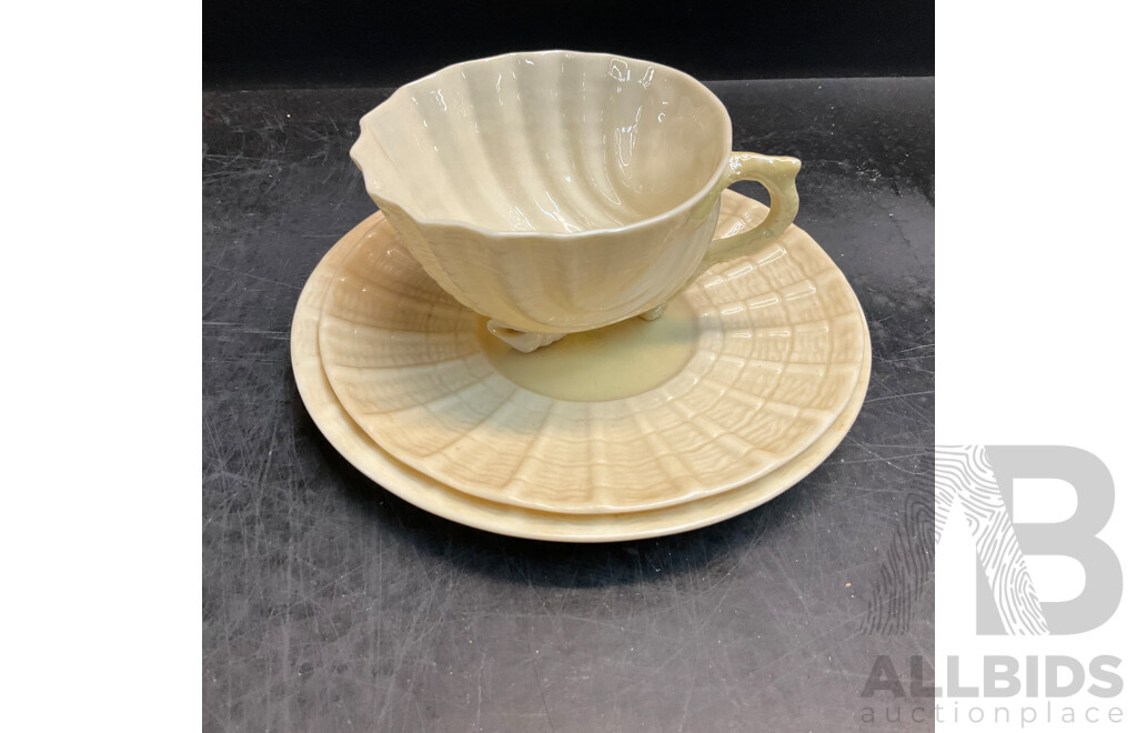 Westminster Pearlescent Tea Set & Belleek Shell Tea Set & MYOTT Glory Soup Plates & 1977 Queen Elizabeth II Silver Jubilee Tray