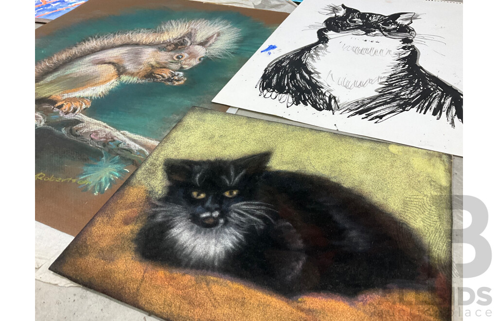 Marilyn Robertson, Animals Paintings - Mixed Media on Board, Canvas and Paper - Lot of 19