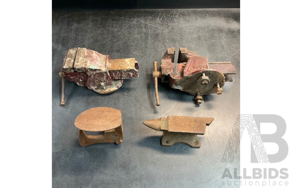 2x Vintage Dawn Engineers Vice & 2x Vintage Anvil - Lot of 4