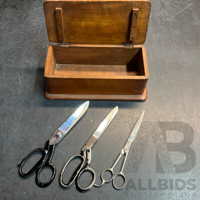 Vintage Sewing Scissors Included Singer Sewing Michines & Frank Turton W/ Wooden Box