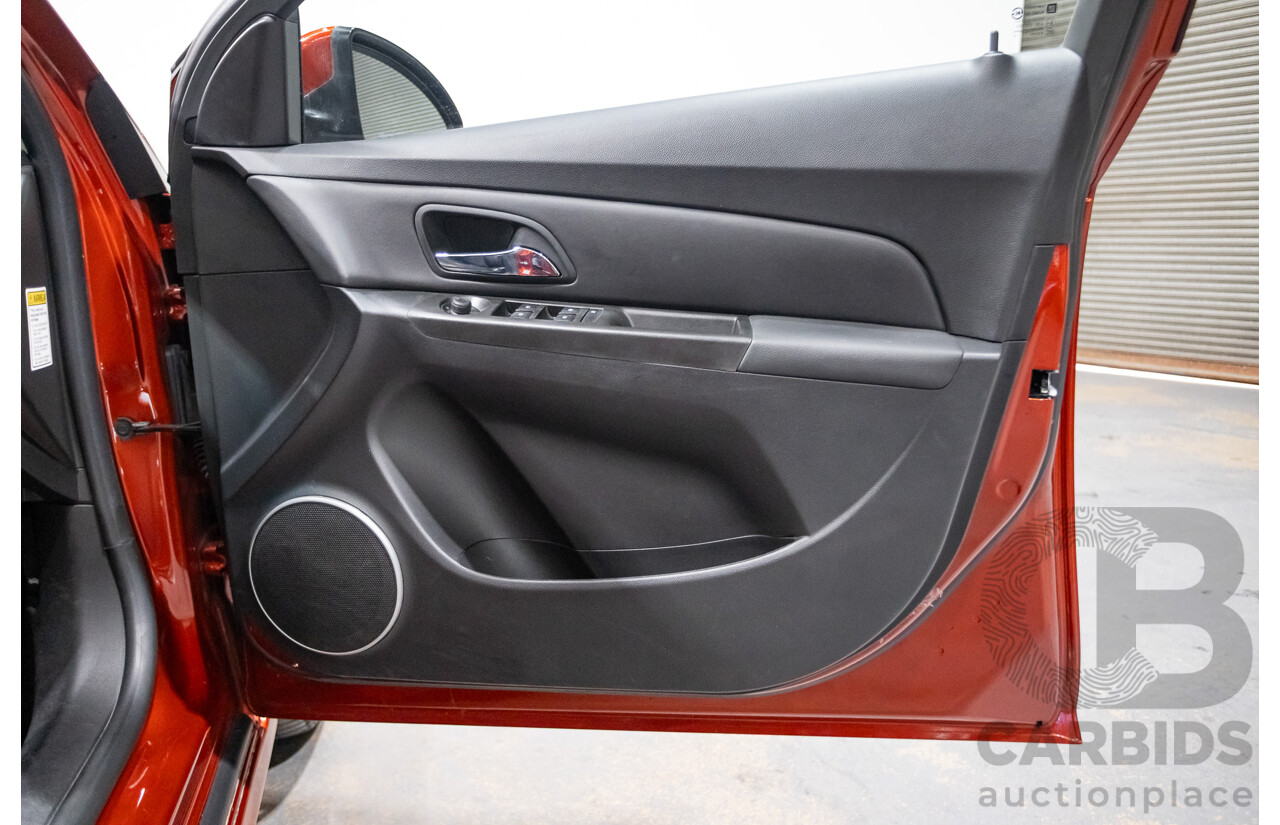 6/2015 Holden Cruze SRi-V JH Series 2 MY15 4d Sedan Some Like It Hot Metallic Turbo 1.6L