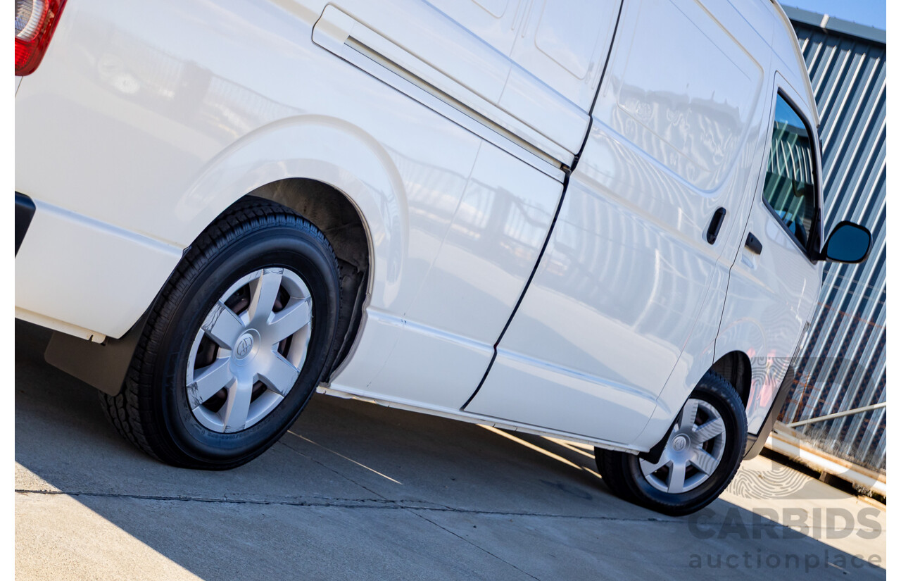 6/2016 Toyota Hiace SLWB KDH221R MY16 4d Van French Vanilla White Turbo Diesel 3.0L