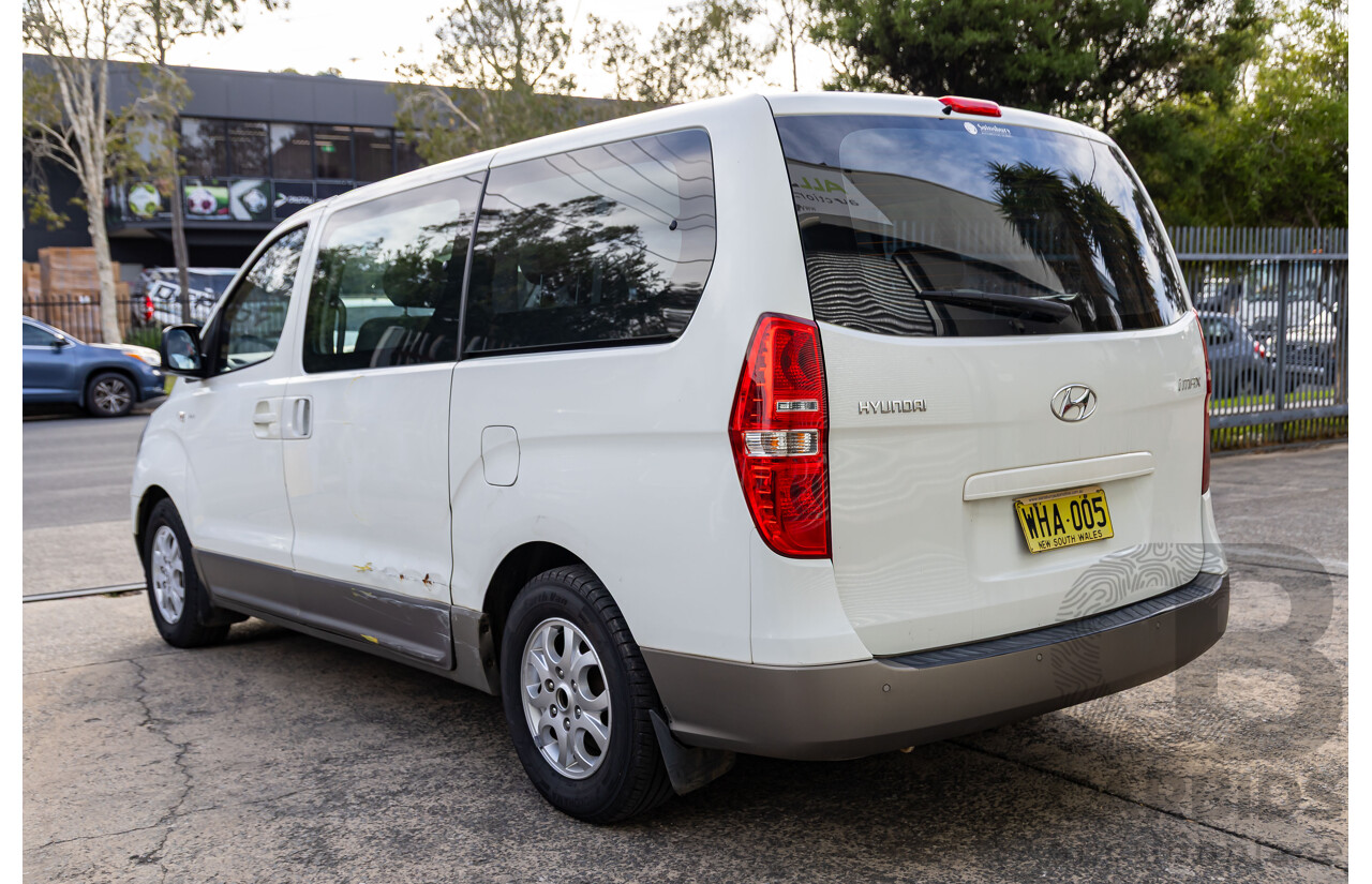 9/2011 Hyundai iMax TQ MY11 4d Wagon Creamy White Turbo Diesel 2.5L - 8 Seater