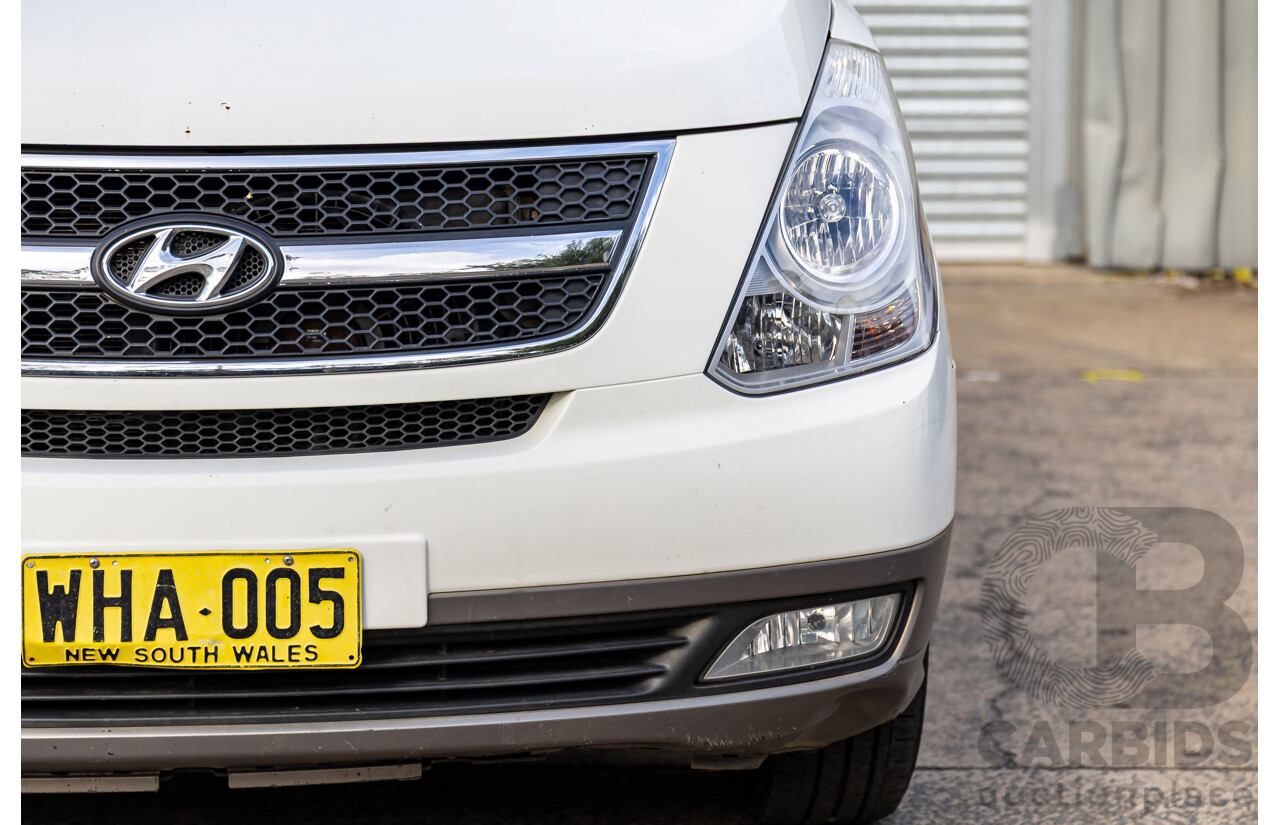 9/2011 Hyundai iMax TQ MY11 4d Wagon Creamy White Turbo Diesel 2.5L - 8 Seater