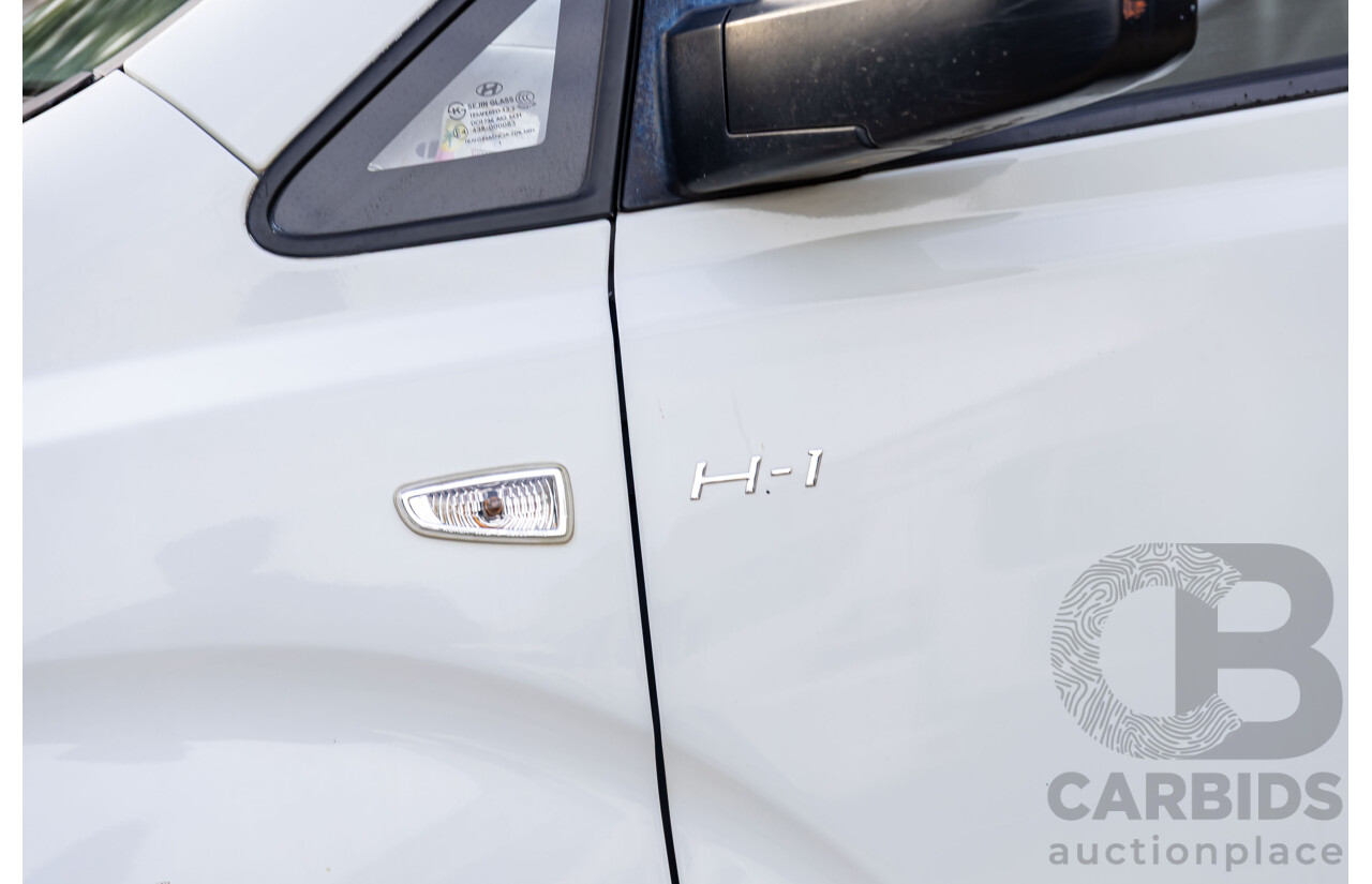 9/2011 Hyundai iMax TQ MY11 4d Wagon Creamy White Turbo Diesel 2.5L - 8 Seater