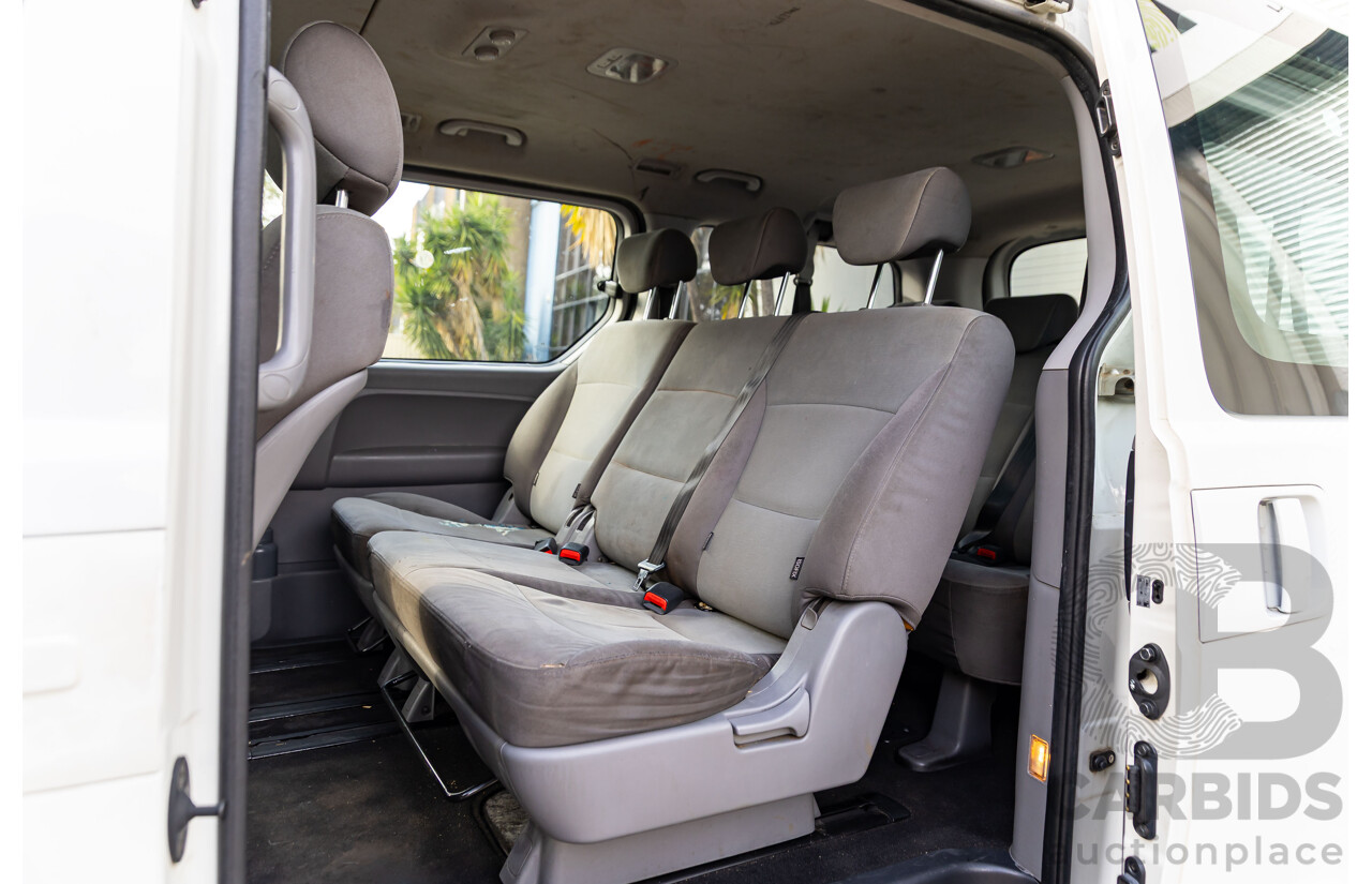 9/2011 Hyundai iMax TQ MY11 4d Wagon Creamy White Turbo Diesel 2.5L - 8 Seater