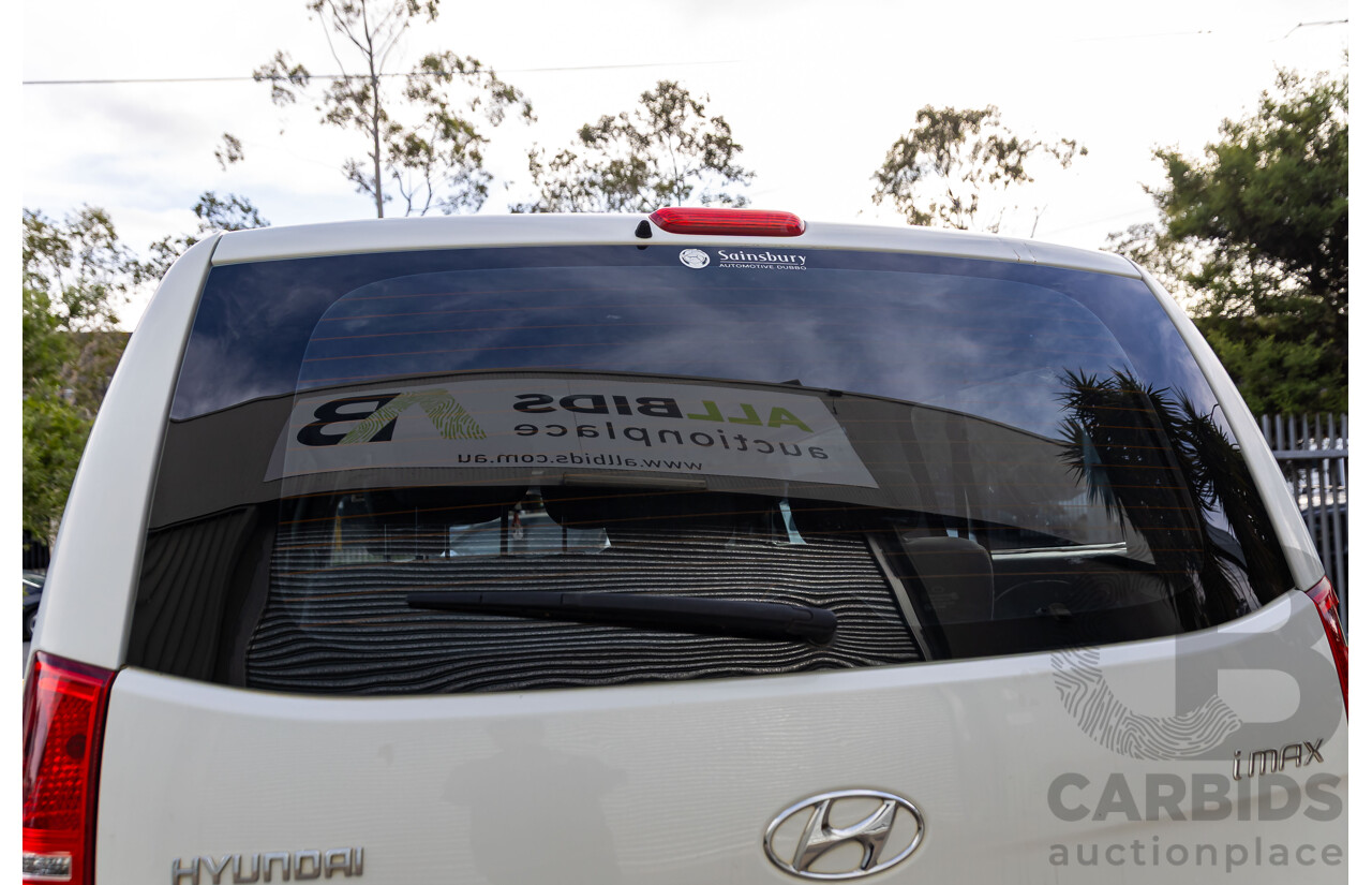 9/2011 Hyundai iMax TQ MY11 4d Wagon Creamy White Turbo Diesel 2.5L - 8 Seater