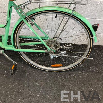 Holland Classic Cruiser Bicycle