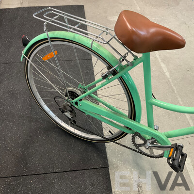 Holland Classic Cruiser Bicycle