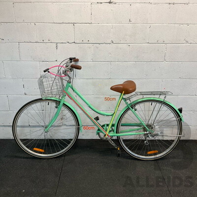 Holland Classic Cruiser Bicycle