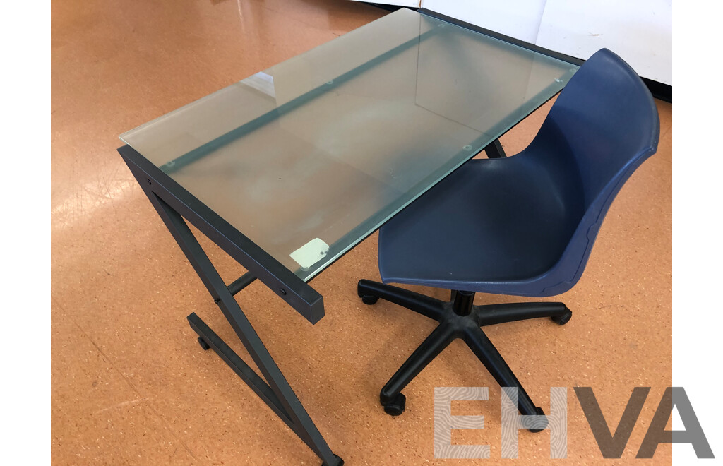 Glass Top Desk with Gaslift Chair