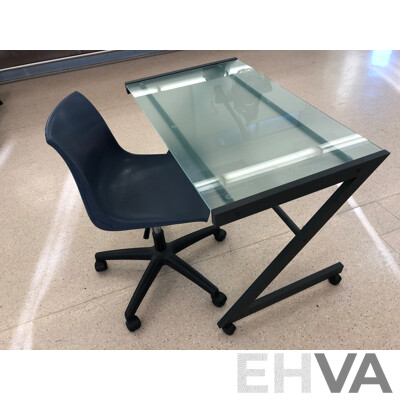 Glass Top Desk with Gaslift Chair