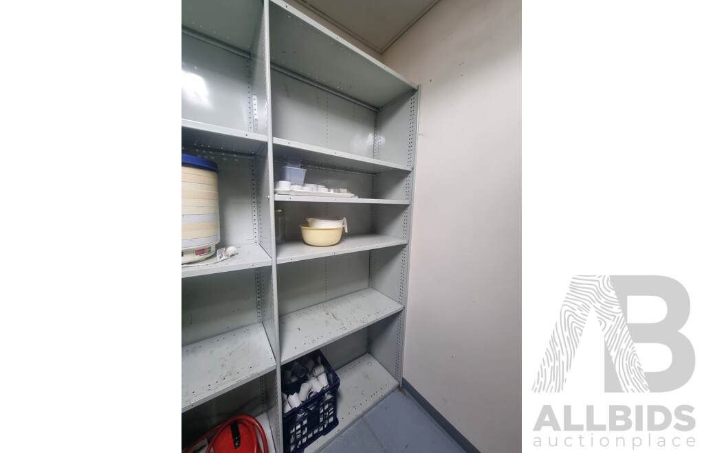 7 Bays of Metal Shelving & Miscellaneous Items ETC
