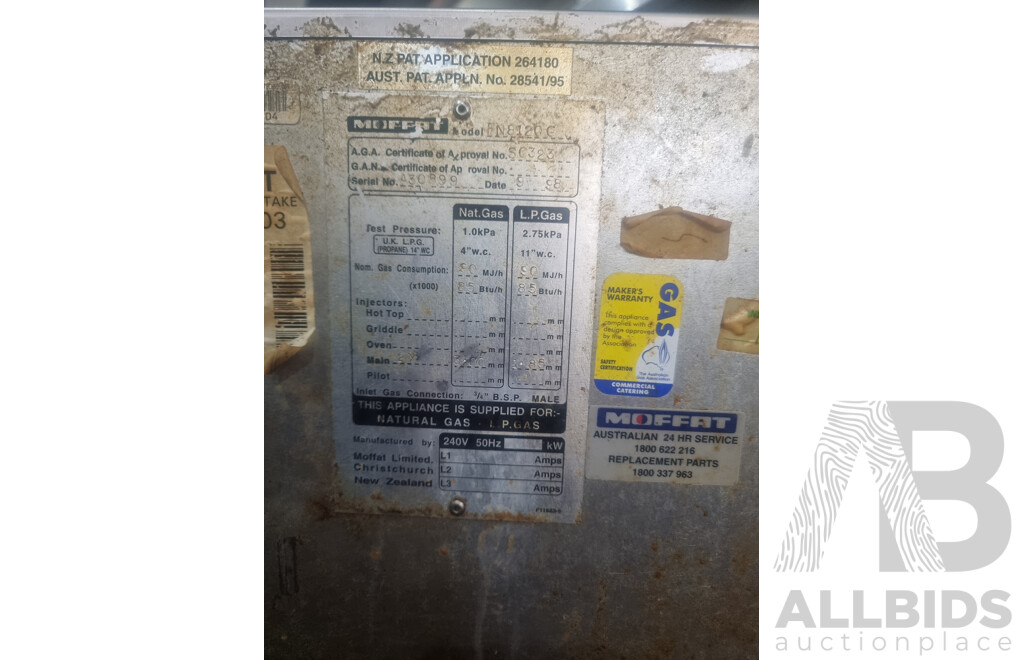 2 Waldorf by Moffat Commercial Deep Fryers