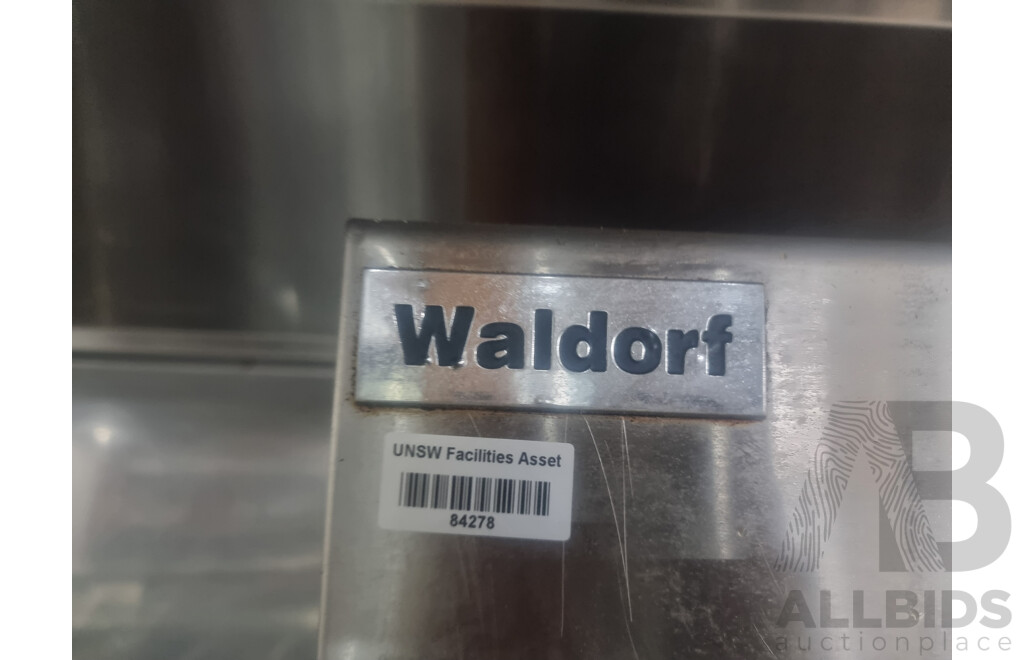 Waldorf by Moffat Commercial Gas Salamander
