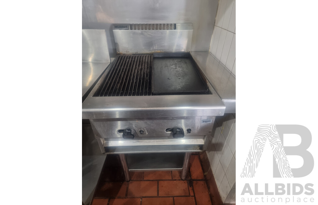 Waldorf by Moffat Commercial Gas Char Grill/ Flat Plate Cook Top