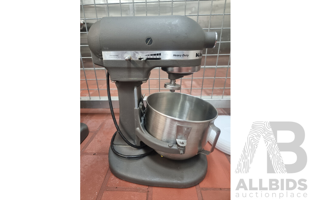 Kitchen Aid Commercial Heavy Duty Stand Mixer with Accessories ETC